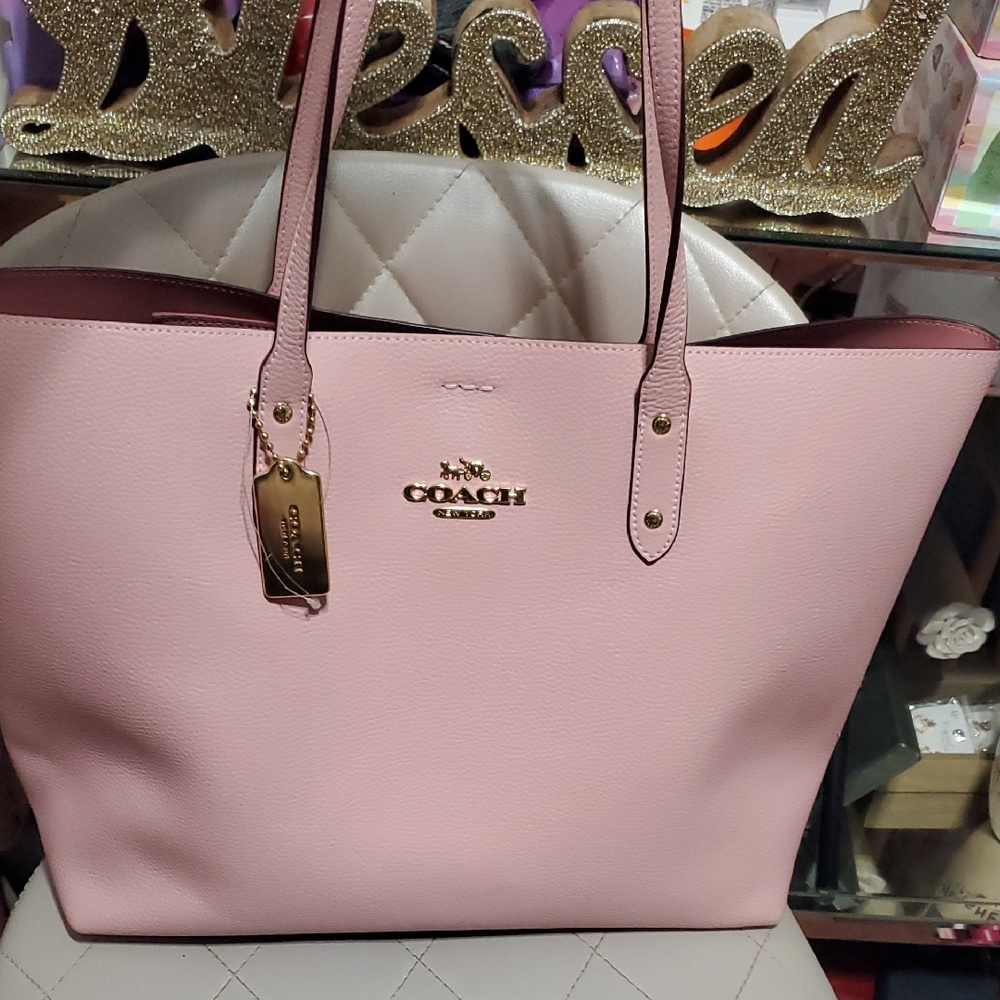 NWOT Coach Town Large Leather Tote in color Blossom💓🌸 - Picture 4 of 14